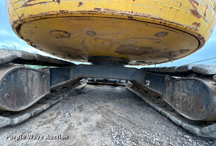 image for item OM9464 2019 Komatsu  PC88MR-10 mini excavator