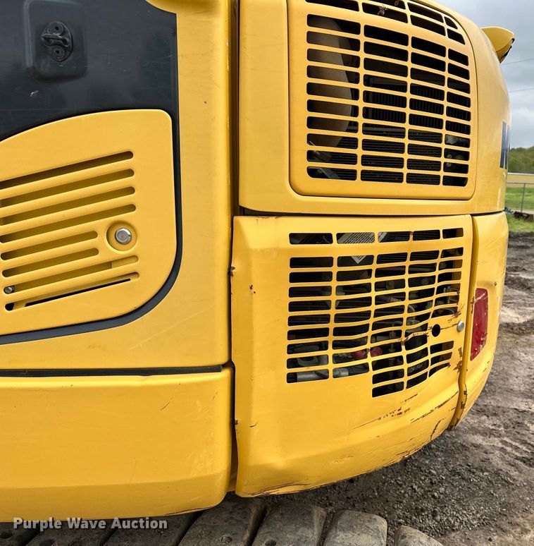 image for item OM9464 2019 Komatsu  PC88MR-10 mini excavator