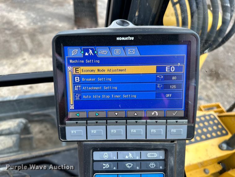 image for item OM9464 2019 Komatsu  PC88MR-10 mini excavator