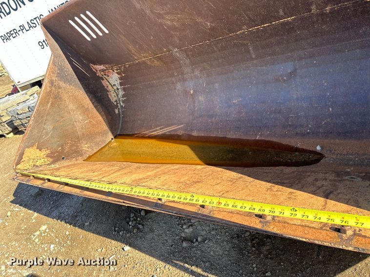 image for item OM9466 2008 John Deere  304J wheel loader