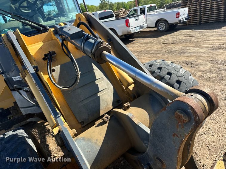 image for item OM9466 2008 John Deere  304J wheel loader