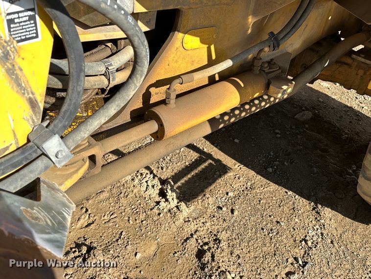 image for item OM9466 2008 John Deere  304J wheel loader