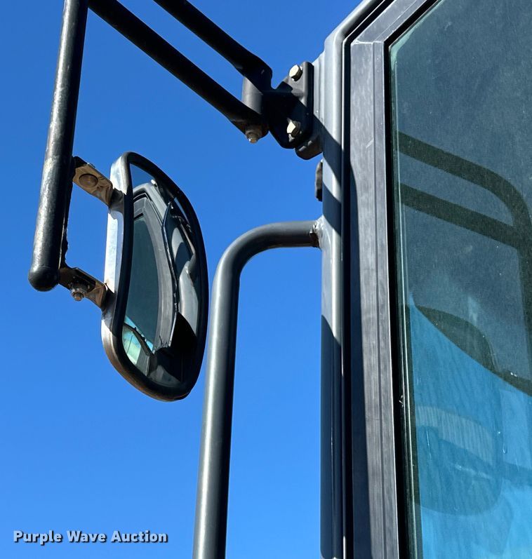 image for item OM9466 2008 John Deere  304J wheel loader