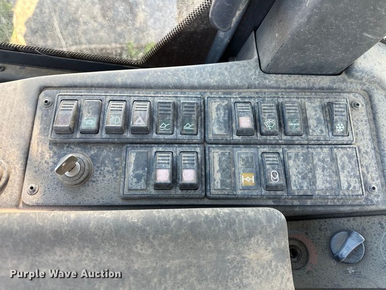 image for item OM9466 2008 John Deere  304J wheel loader