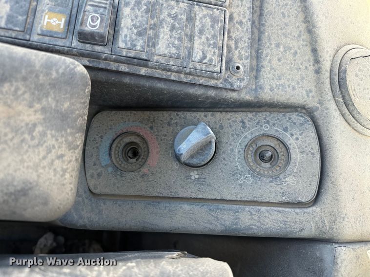 image for item OM9466 2008 John Deere  304J wheel loader