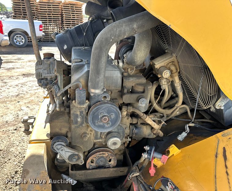 image for item OM9466 2008 John Deere  304J wheel loader