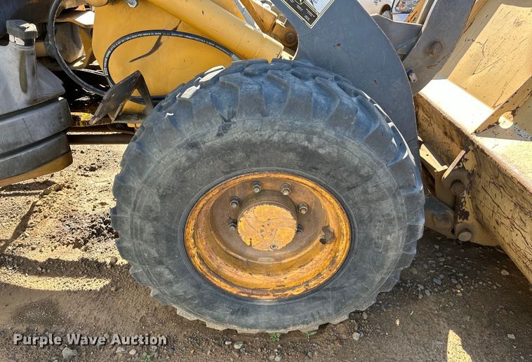 image for item OM9466 2008 John Deere  304J wheel loader
