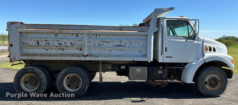 image for item OM9469 2001 Sterling  LT7500 dump truck