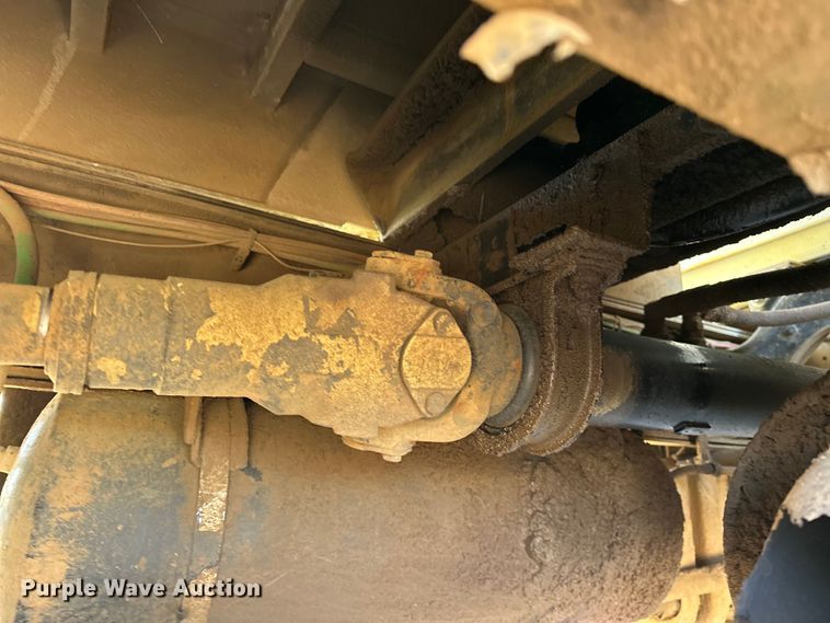 image for item OM9469 2001 Sterling  LT7500 dump truck