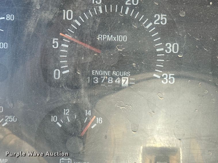 image for item OM9469 2001 Sterling  LT7500 dump truck