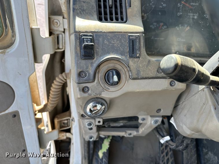 image for item OM9469 2001 Sterling  LT7500 dump truck