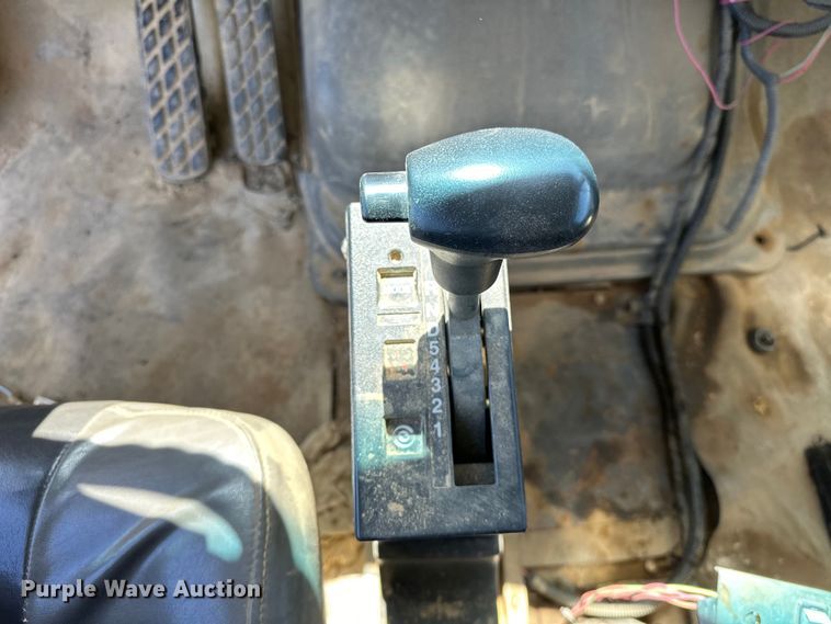 image for item OM9469 2001 Sterling  LT7500 dump truck