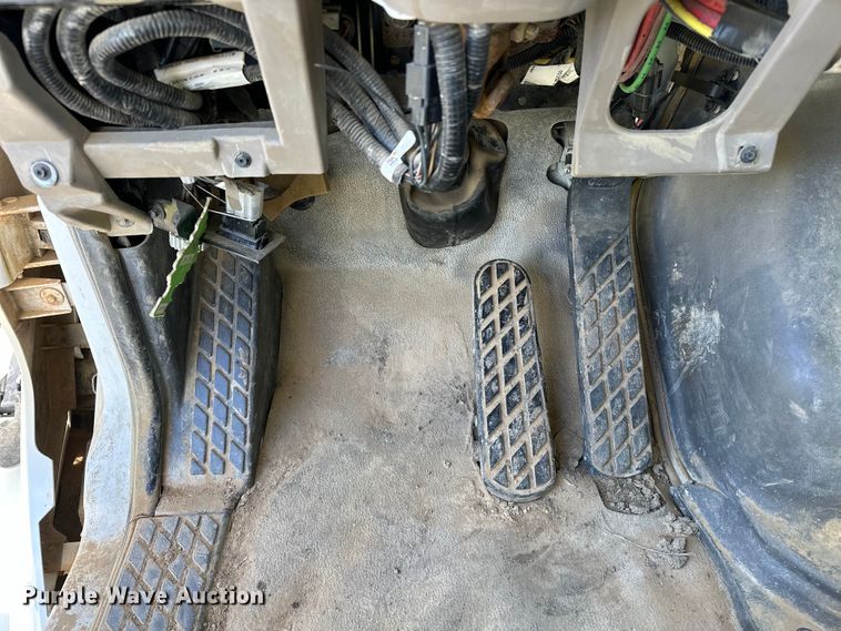 image for item OM9469 2001 Sterling  LT7500 dump truck