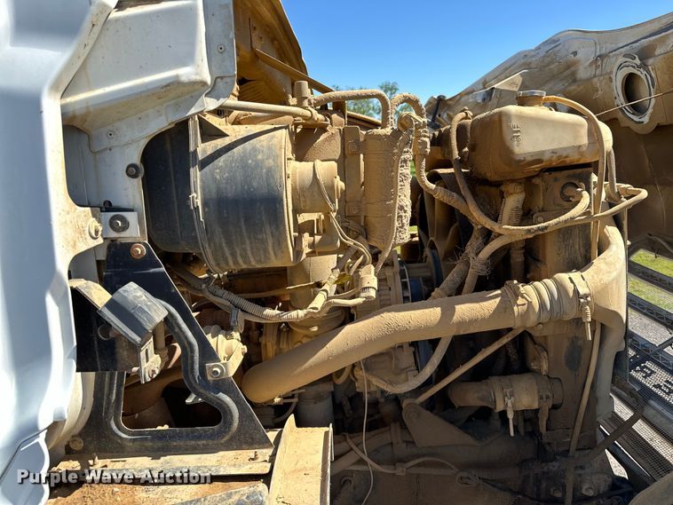 image for item OM9469 2001 Sterling  LT7500 dump truck