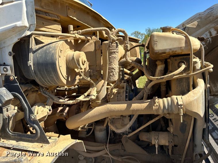 image for item OM9469 2001 Sterling  LT7500 dump truck