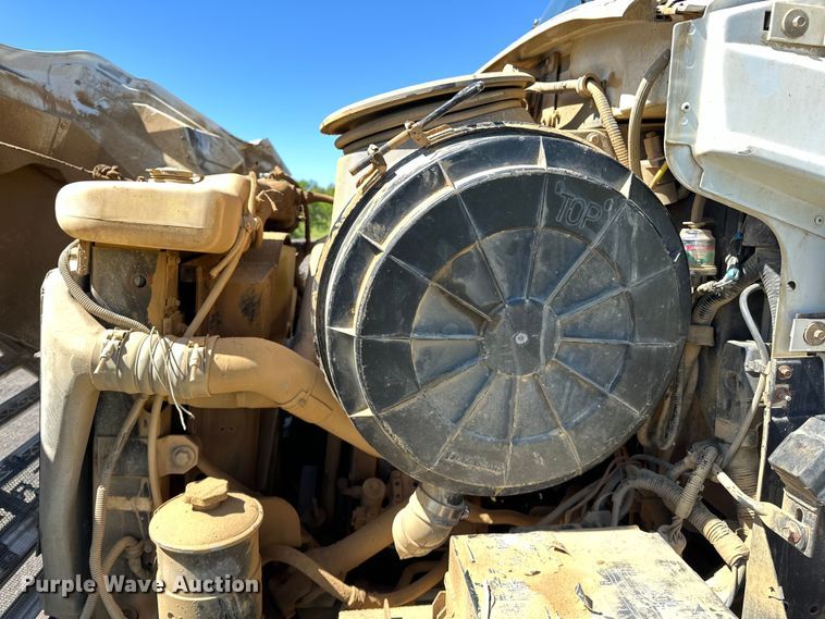 image for item OM9469 2001 Sterling  LT7500 dump truck