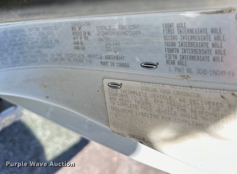 image for item OM9469 2001 Sterling  LT7500 dump truck