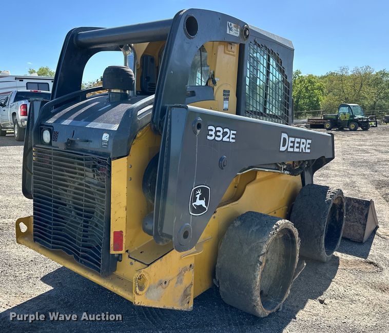 image for item OM9471 2016 John Deere  332E  skid steer loader