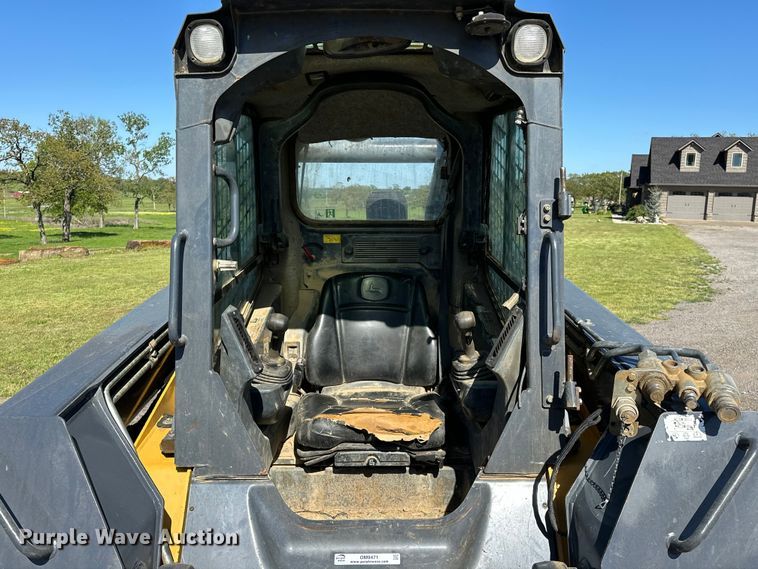image for item OM9471 2016 John Deere  332E  skid steer loader