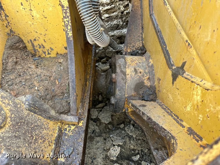image for item OM9487 2008 Caterpillar  D6T XW VP dozer