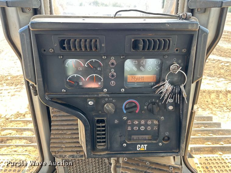 image for item OM9487 2008 Caterpillar  D6T XW VP dozer