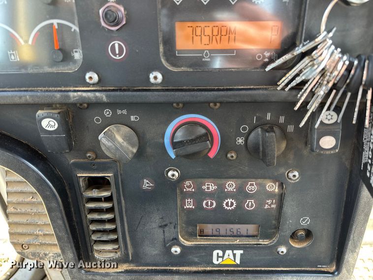 image for item OM9487 2008 Caterpillar  D6T XW VP dozer