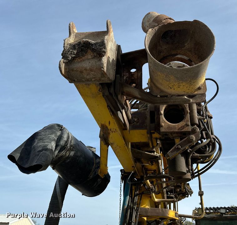 image for item OM9832 2006 Atlas Copco  ROC L6H-54 rock drill