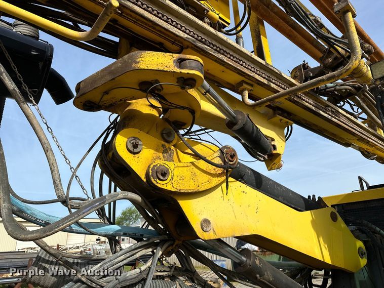 image for item OM9832 2006 Atlas Copco  ROC L6H-54 rock drill