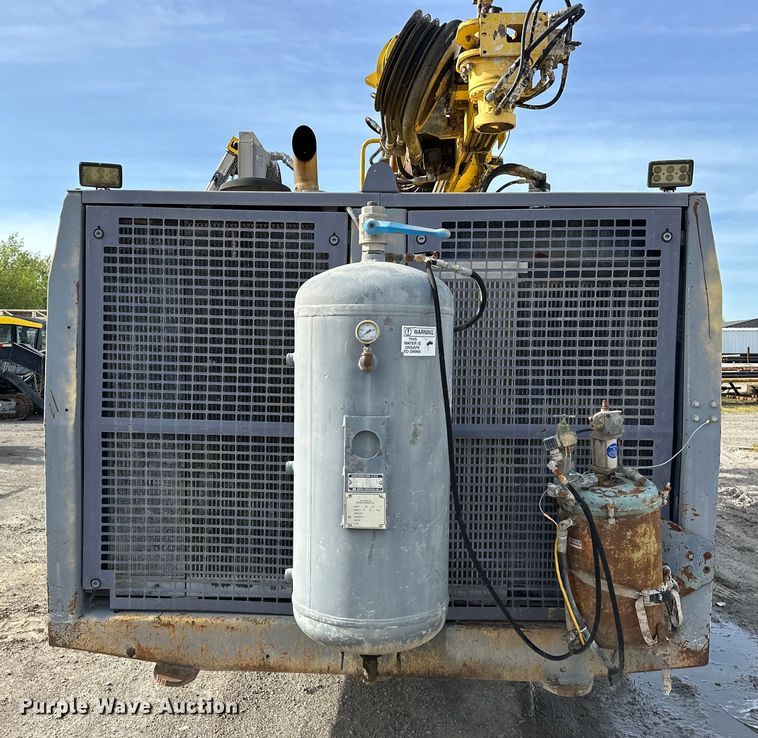 image for item OM9832 2006 Atlas Copco  ROC L6H-54 rock drill