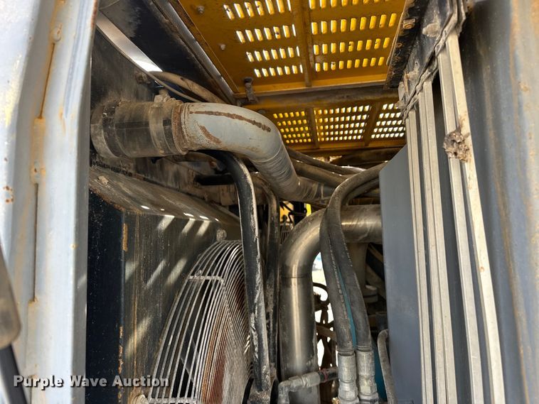 image for item OM9832 2006 Atlas Copco  ROC L6H-54 rock drill