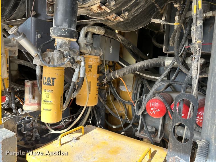 image for item OM9832 2006 Atlas Copco  ROC L6H-54 rock drill