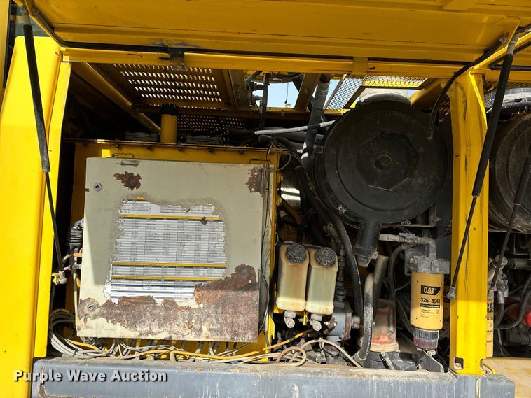 image for item OM9832 2006 Atlas Copco  ROC L6H-54 rock drill