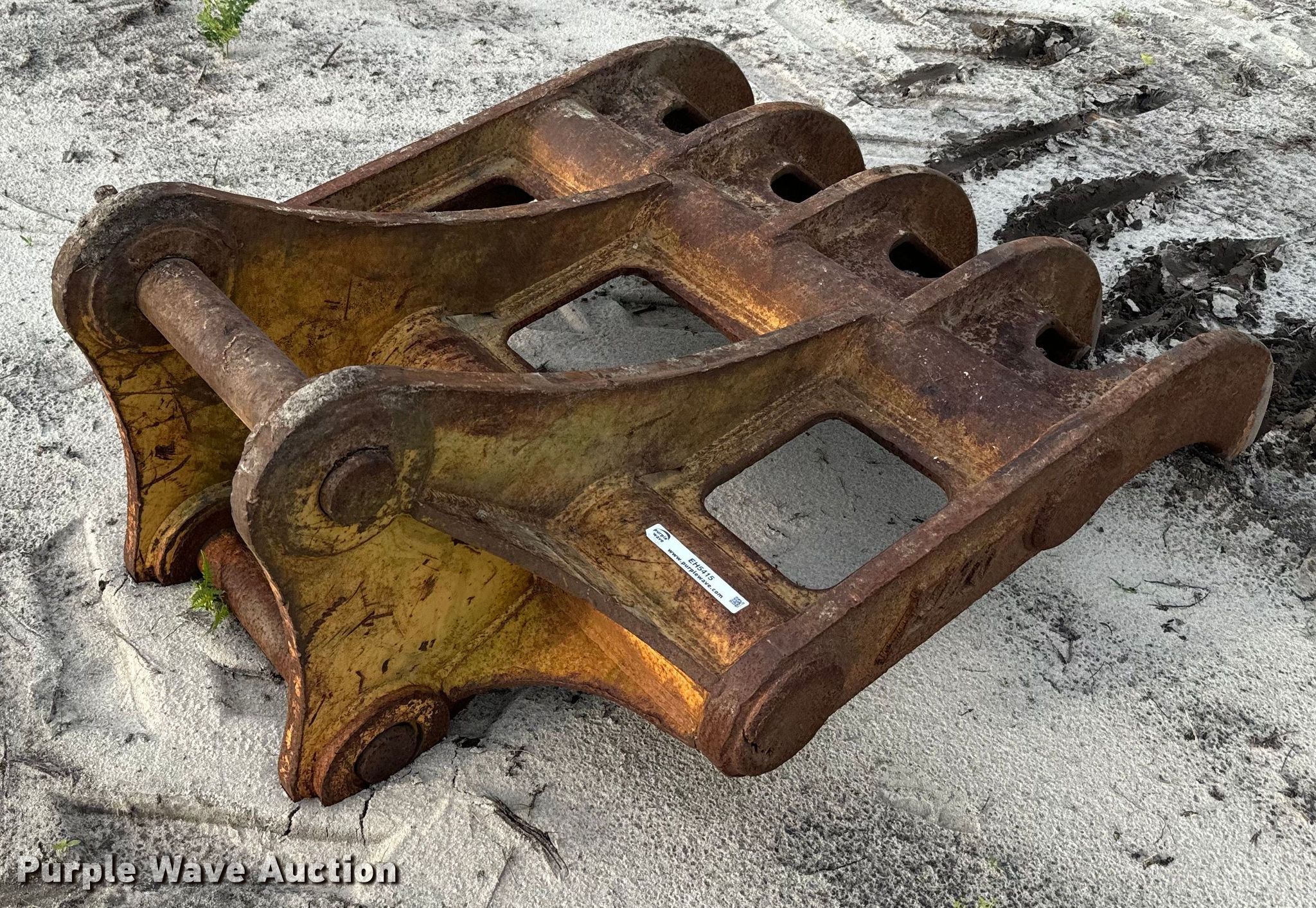 Tag excavator root rake in Lee, FL | Item EH5415 sold | Purple Wave