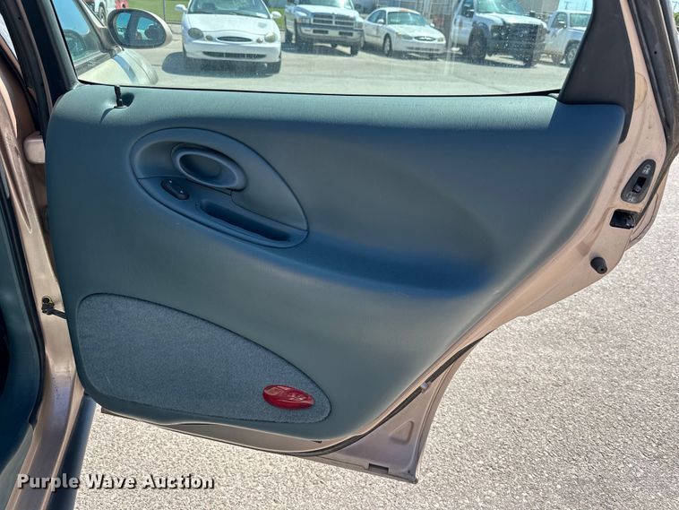 image for item DK6551 1997 Ford Taurus GL 