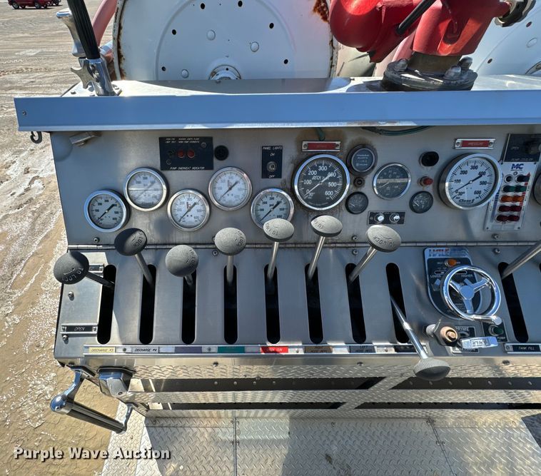 image for item DK6555 1993 KME Renegade pumper fire truck