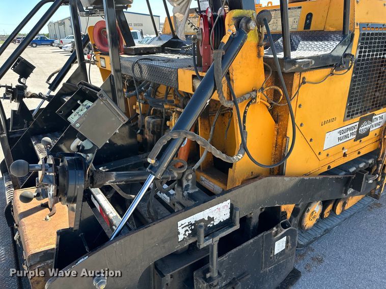 image for item DK6827 2008 LeeBoy 8816 paver