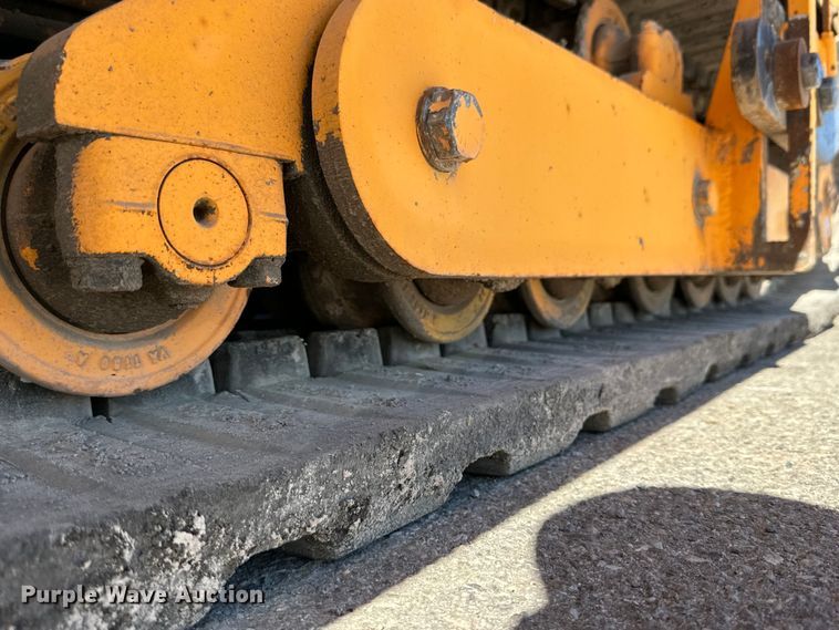 image for item DK6827 2008 LeeBoy 8816 paver