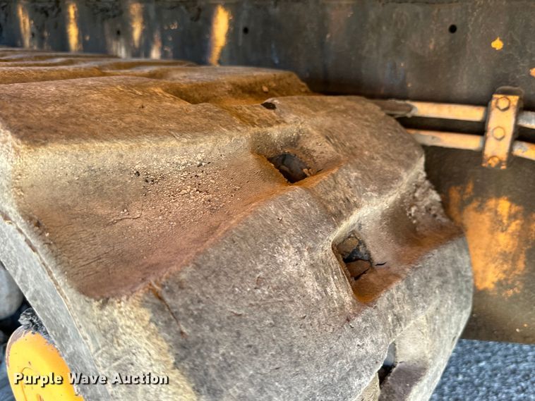 image for item DK6827 2008 LeeBoy 8816 paver