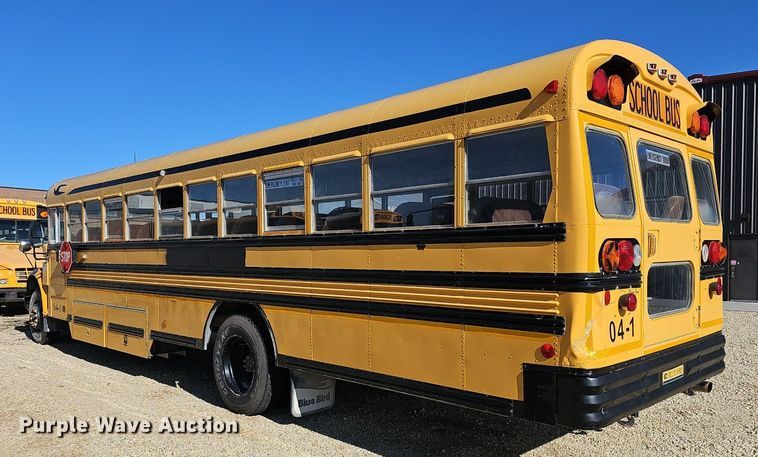 image for item DM1571 2004 International 3800 school bus