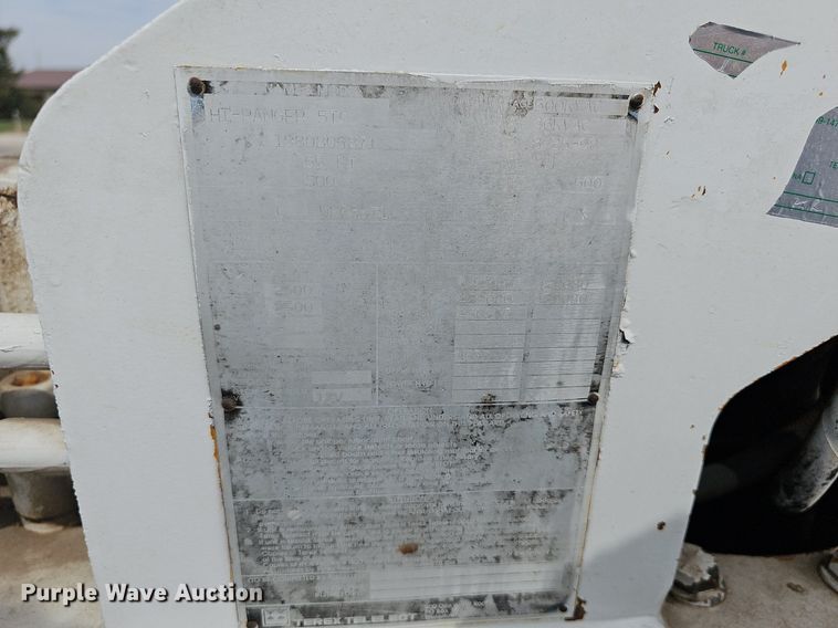 image for item DM1596 1999 Ford F Series bucket truck