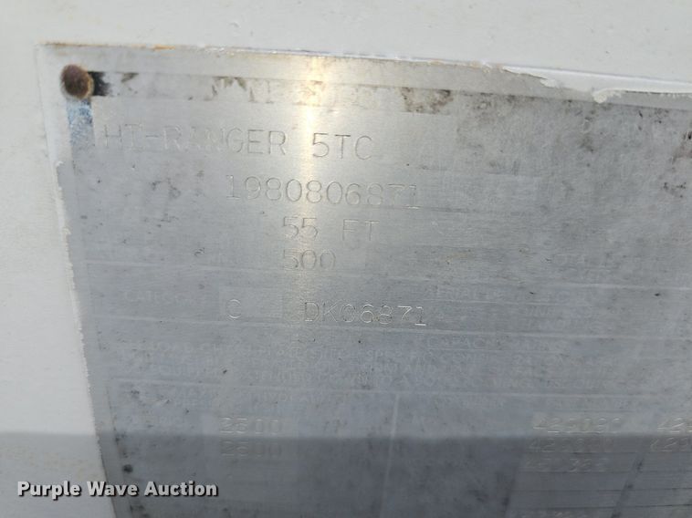 image for item DM1596 1999 Ford F Series bucket truck