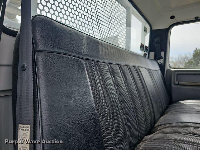 image for item DM1596 1999 Ford F Series bucket truck