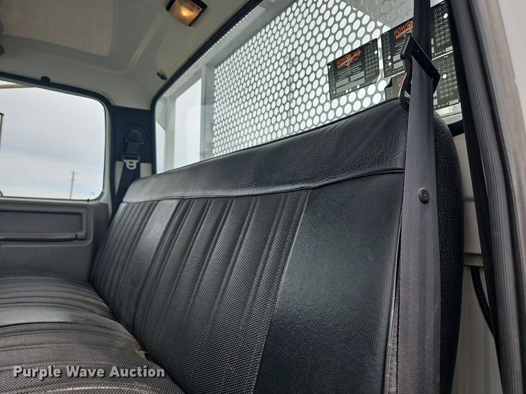 image for item DM1596 1999 Ford F Series bucket truck