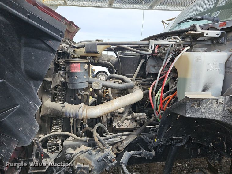 image for item DM1596 1999 Ford F Series bucket truck