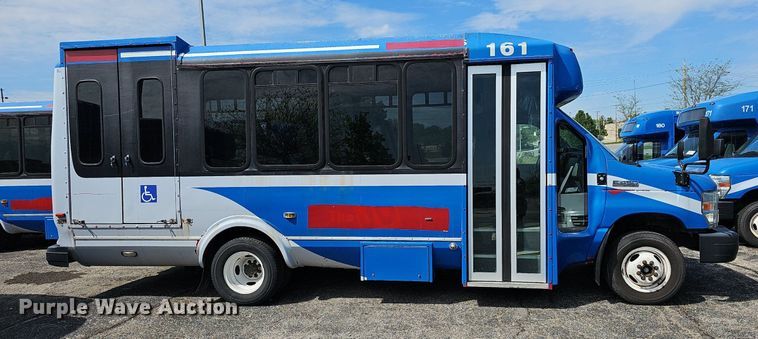 image for item DM1613 2014 Eldorado National Aerotech Ford 220 shuttle bus