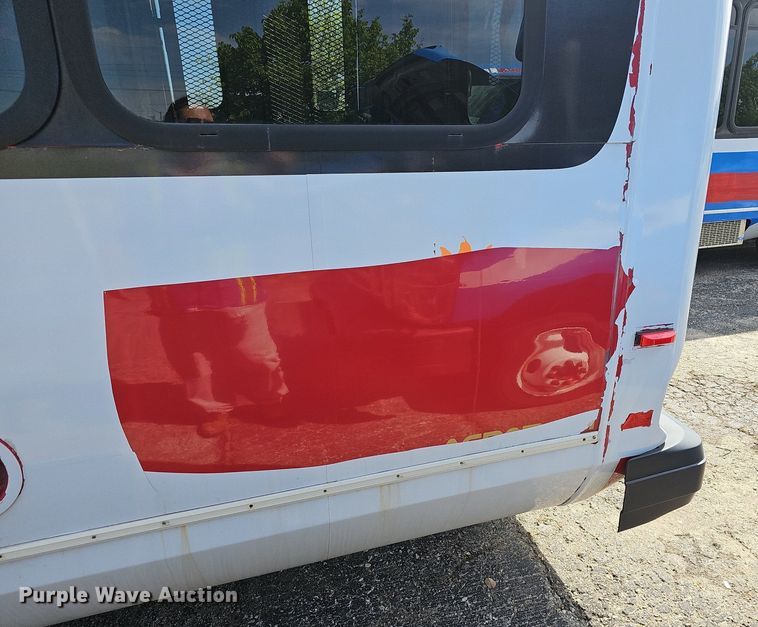 image for item DM1613 2014 Eldorado National Aerotech Ford 220 shuttle bus