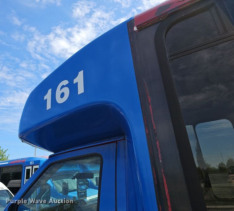 image for item DM1613 2014 Eldorado National Aerotech Ford 220 shuttle bus