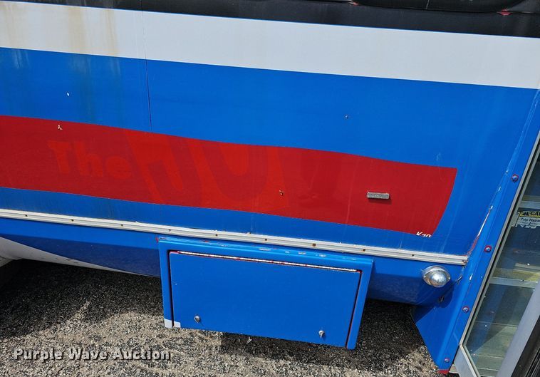 image for item DM1613 2014 Eldorado National Aerotech Ford 220 shuttle bus