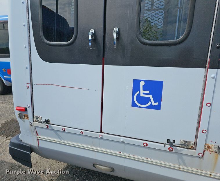 image for item DM1613 2014 Eldorado National Aerotech Ford 220 shuttle bus