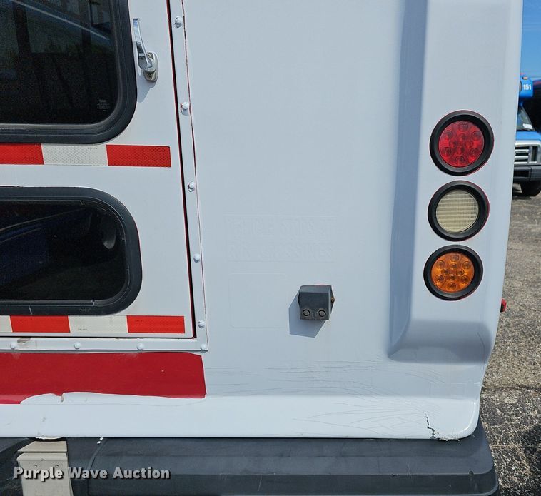 image for item DM1613 2014 Eldorado National Aerotech Ford 220 shuttle bus